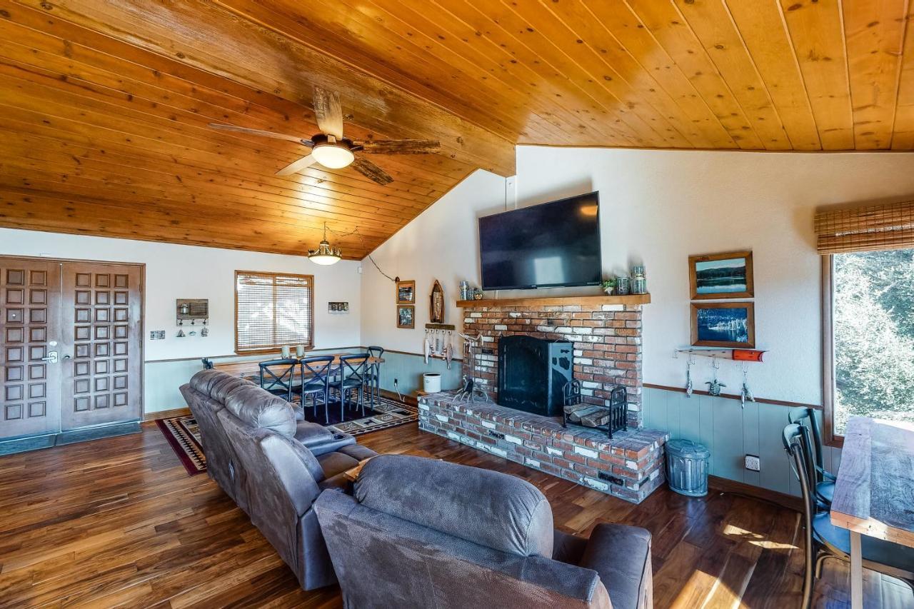 Lake View Magic Crestline Екстер'єр фото